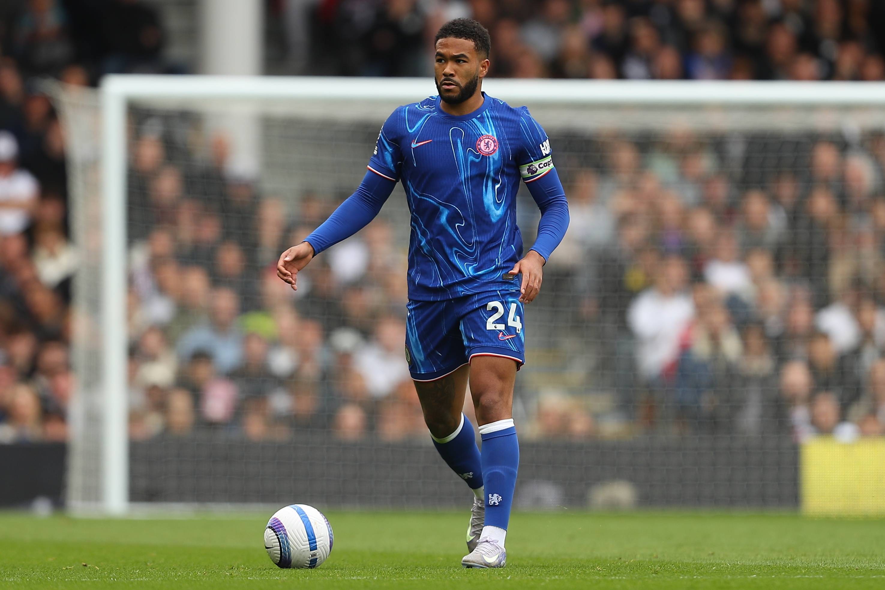 里斯-詹姆斯：今年我们的阵容深度很好，希望赢得每项赛事的冠军